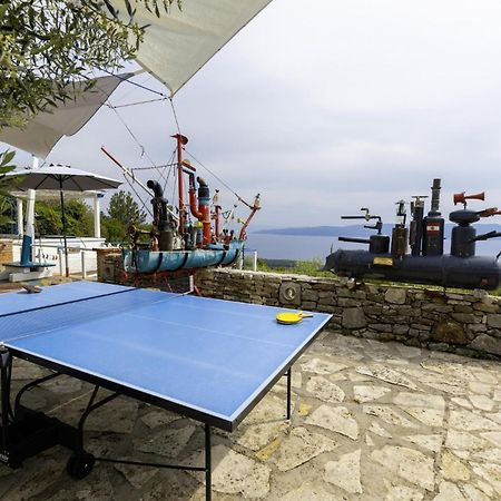 Villa Crni In Crni - Haus Fuer 6 Personen à Labin  Extérieur photo