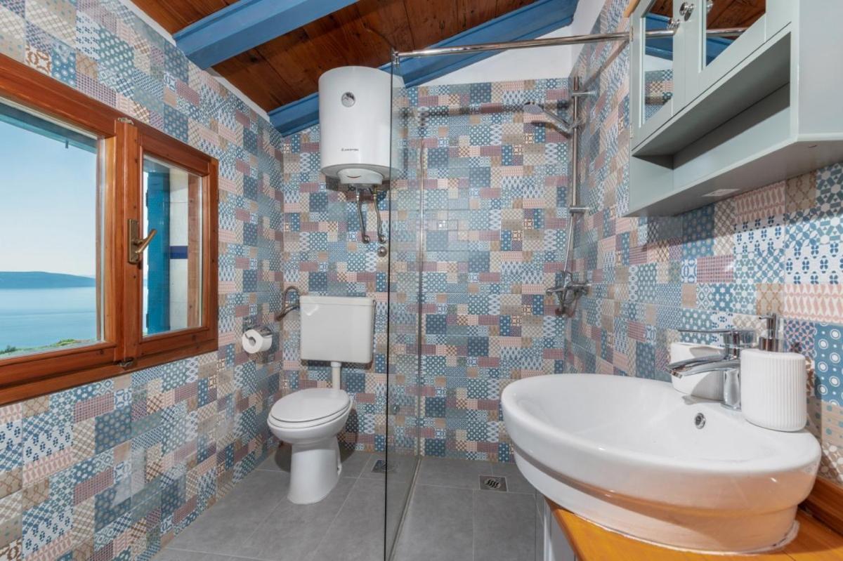 Villa Crni In Crni - Haus Fuer 6 Personen à Labin  Extérieur photo