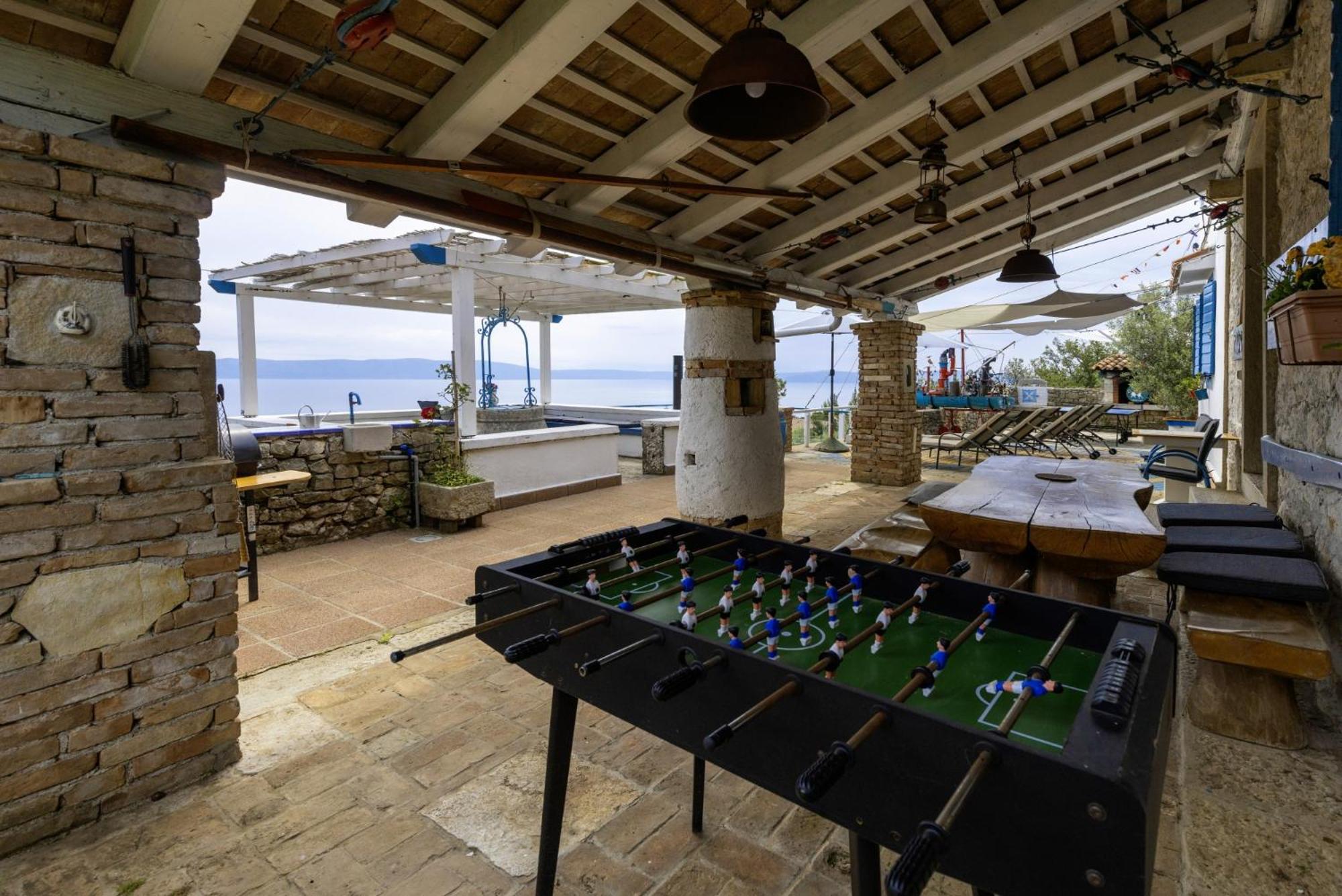 Villa Crni In Crni - Haus Fuer 6 Personen à Labin  Extérieur photo
