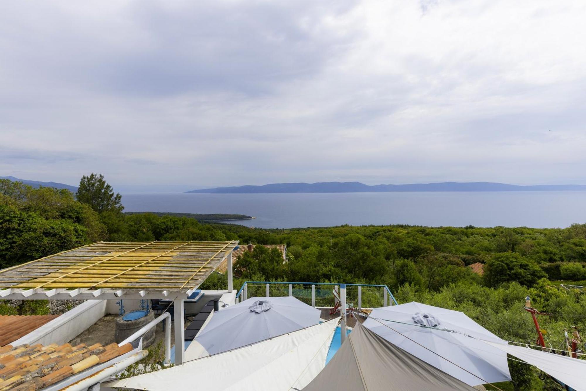 Villa Crni In Crni - Haus Fuer 6 Personen à Labin  Extérieur photo